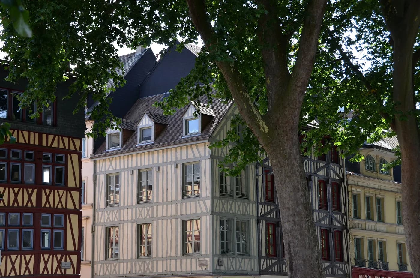 Half-timbered buildings on Rue des Faulx in Rouen